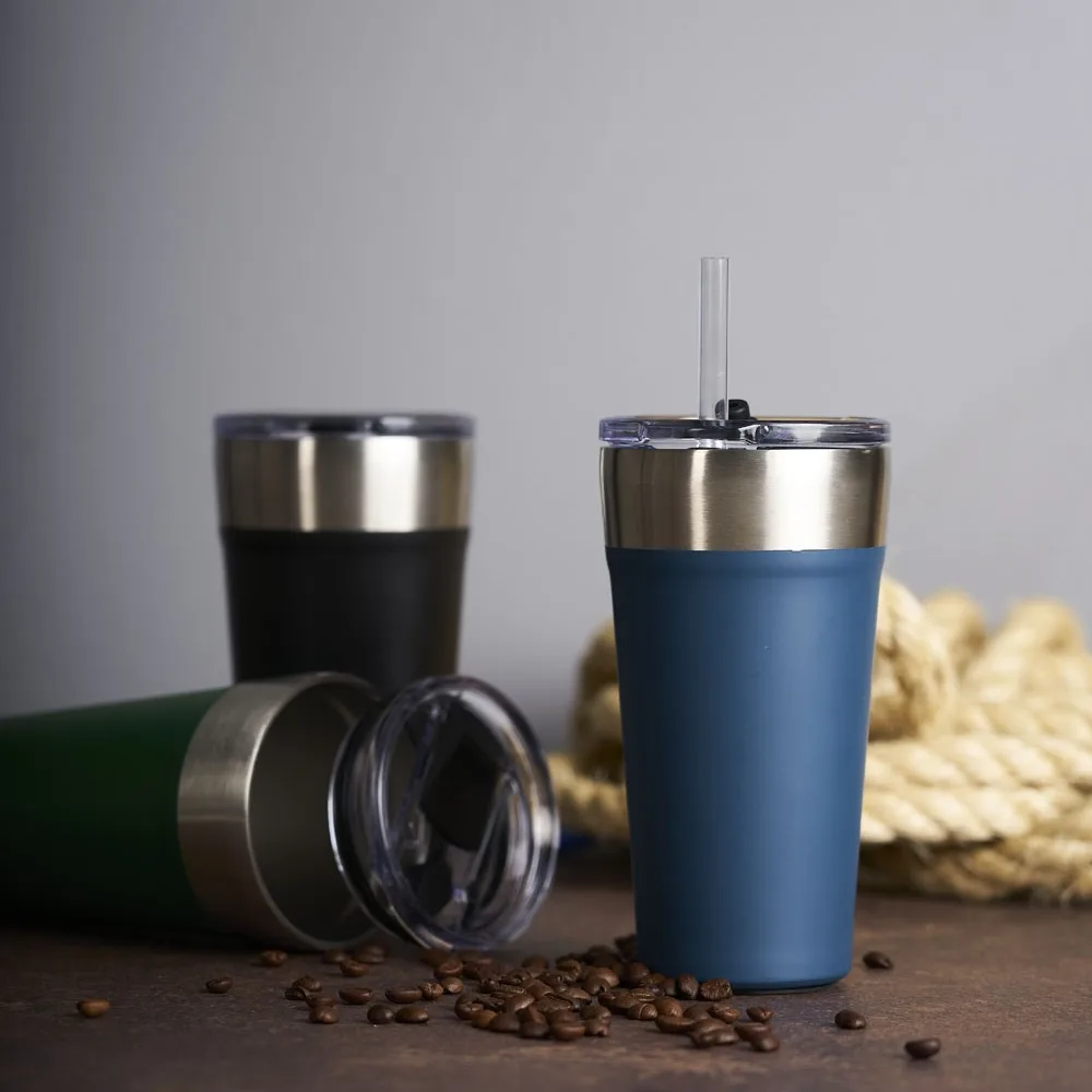 Copo Com Canudo 550Ml